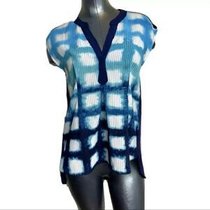 Postmark Blue Pattern Short Sleeve Shirt Top Size Small Anthropologie